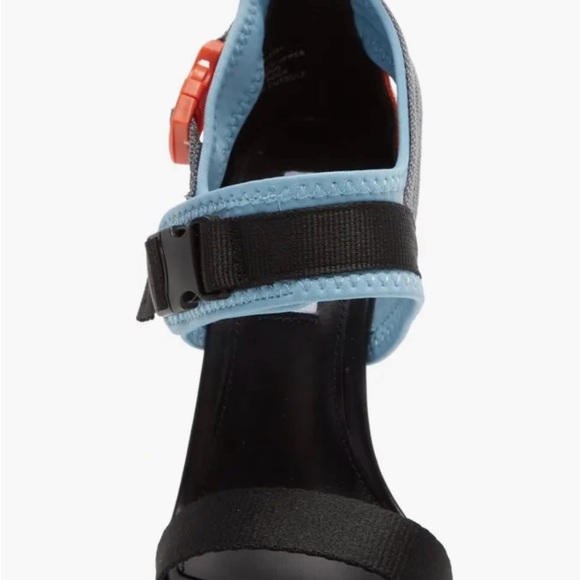 Steve Madden Vibing Sporty Stiletto Heel Shoes in Blue, Orange Black Size 8 EUC - Picture 9 of 16